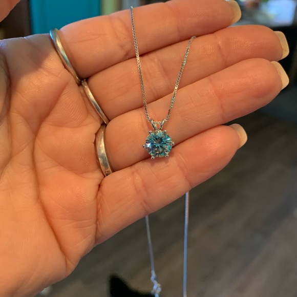 RARE Glacier Blue 2 Carat Moissanite Necklace - Picture 3 of 8